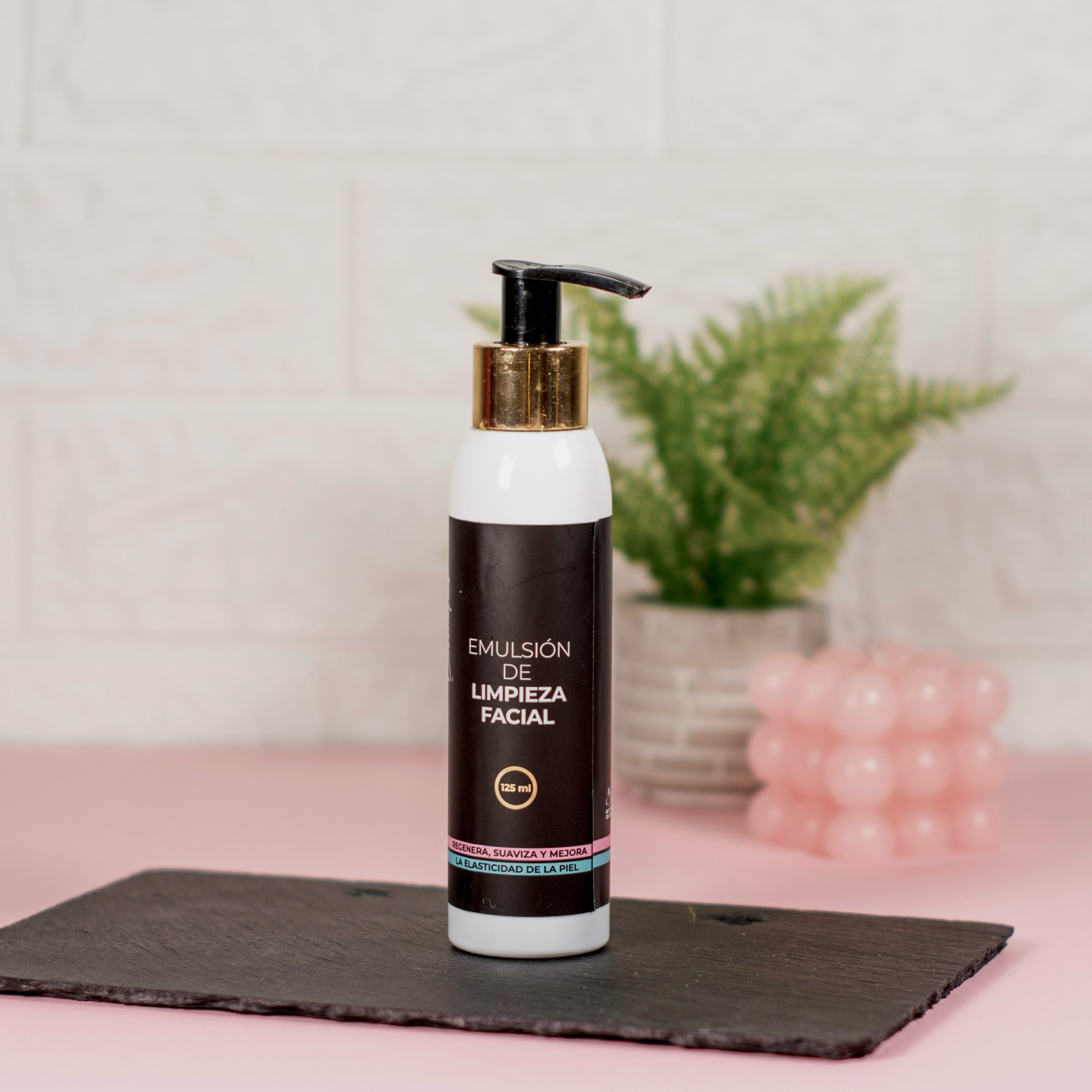 Emulsión De Limpieza Facial