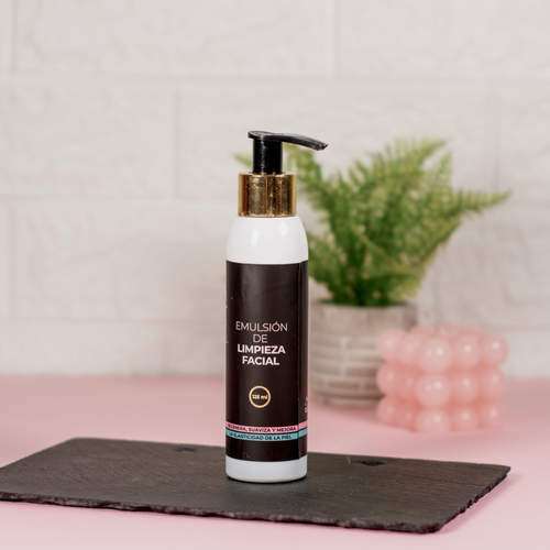 Emulsión De Limpieza Facial